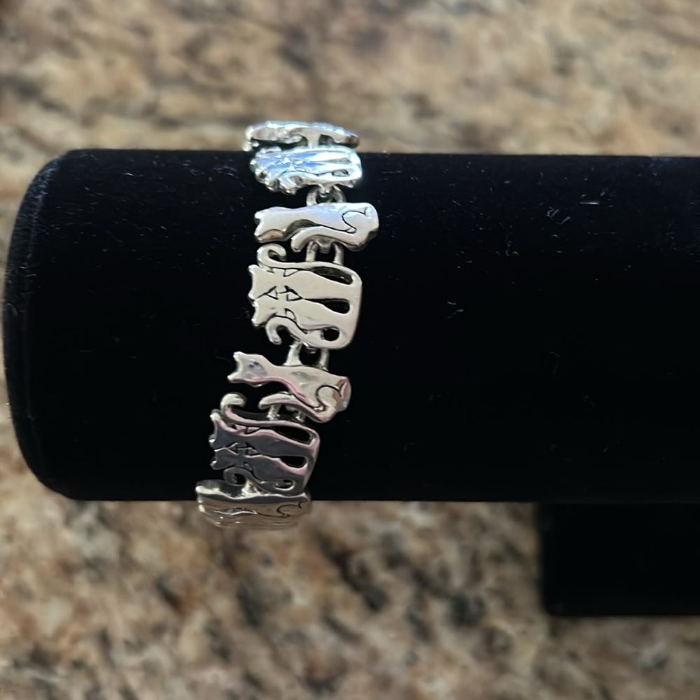 Silver Cat Charm Bracelet with magnet closure